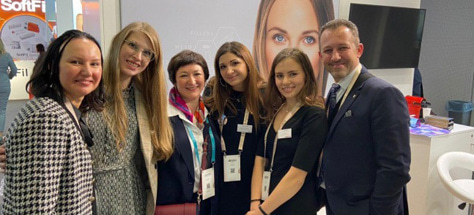 Врачи клиники «Реформа» на #IMCAS в Париже!
