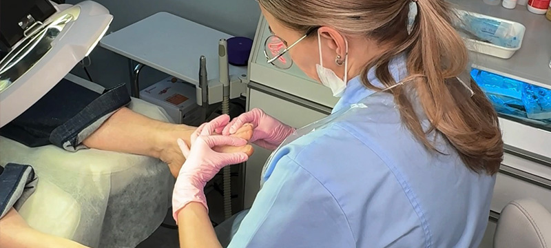 Трещины на пятках: как избавиться и предотвратить проблему